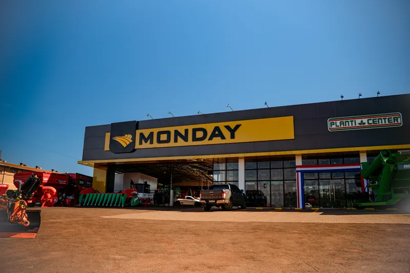Monday, Prefabricados